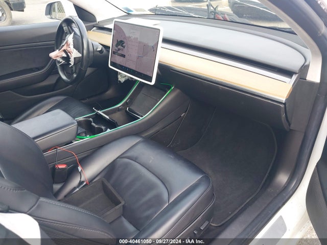 2017 TESLA MODEL 3 5YJ3E1EA8HF001108 Photo 4