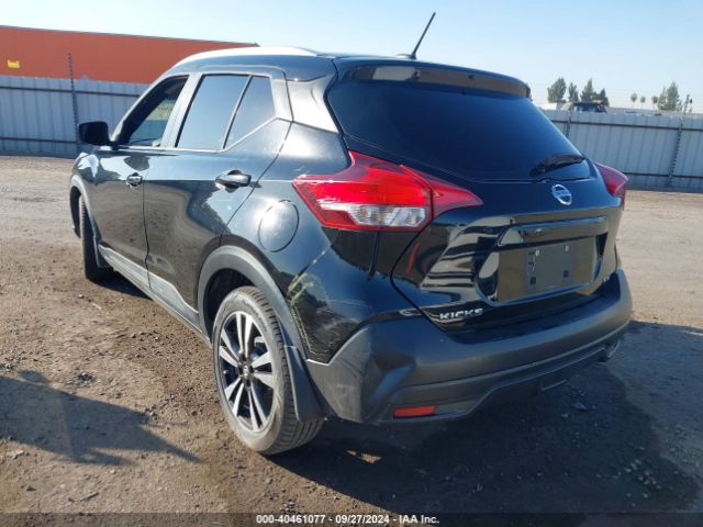 3N1CP5CU2JL516159 Nissan KICKS SV