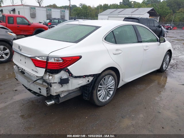 Lexus ES 350 2015 JTHBK1GG2F2210140 Image 4