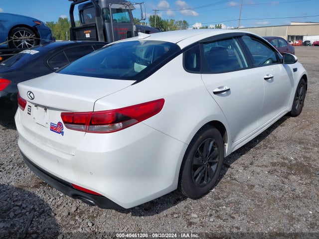 KIA Optima Lx 2018 5XXGT4L38JG232512 Image 4