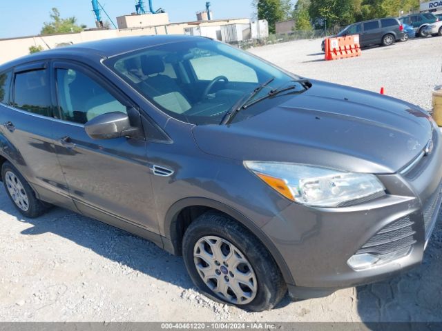 1FMCU9GX5EUA46377 Ford ESCAPE SE