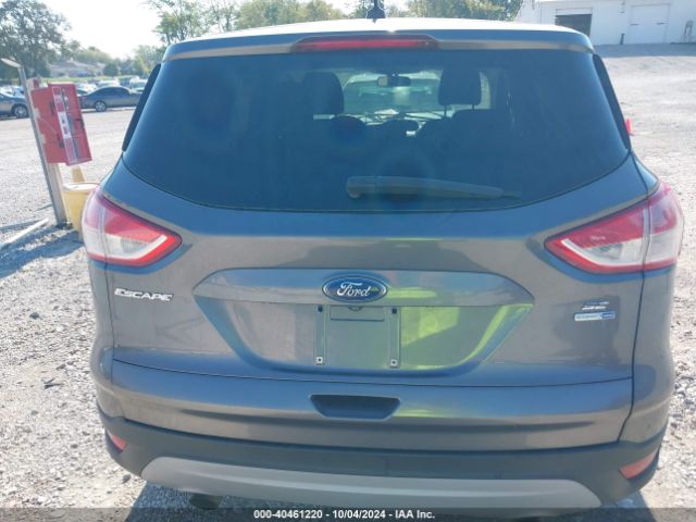 1FMCU9GX5EUA46377 Ford ESCAPE SE
