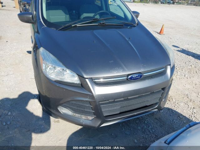 1FMCU9GX5EUA46377 Ford ESCAPE SE