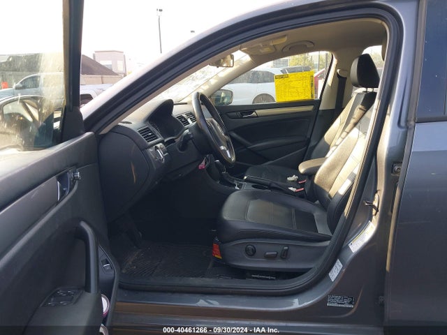 1VWAT7A36EC108459 Volkswagen Passat 1.8t Wolfsburg Edition