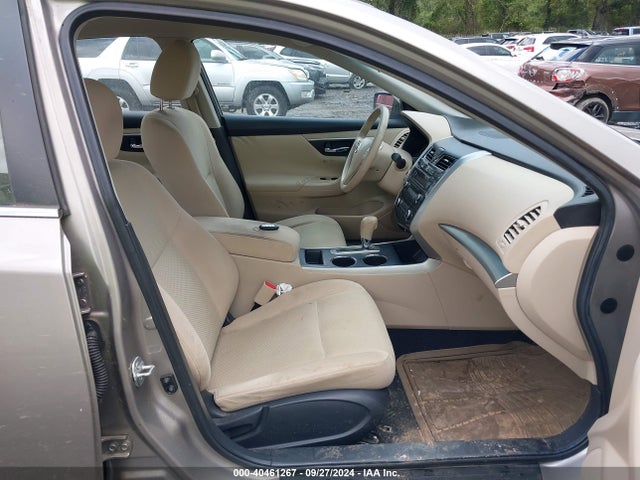 Nissan Altima 2.5 S 2015 1N4AL3AP7FN339624 Image 5
