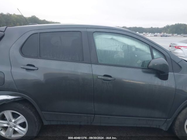 3GNCJKSB8KL248899 Chevrolet TRAX LS