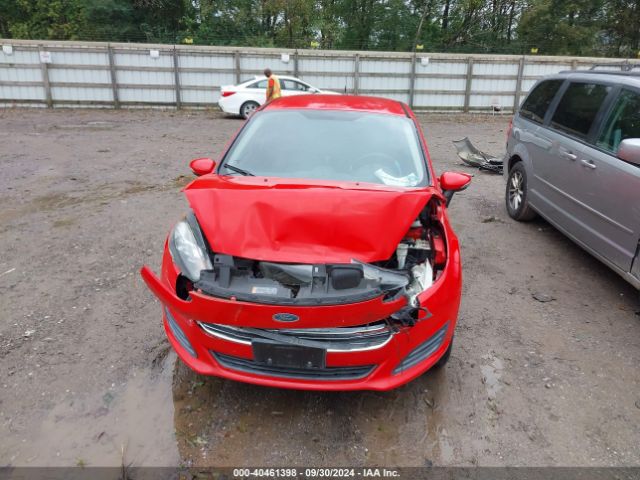 3FADP4BJ9FM121437 Ford FIESTA SE