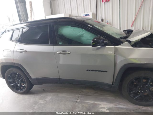 3C4NJCBB2NT166503 Jeep Compass Altitude Fwd