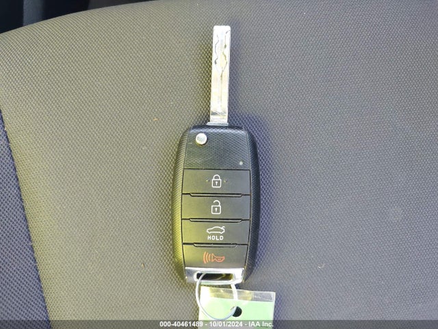 KIA RIO LX 2016 KNADM5A34G6675849 Image 11