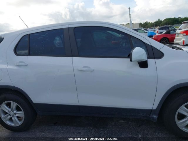 3GNCJKSB2KL380380 Chevrolet TRAX LS