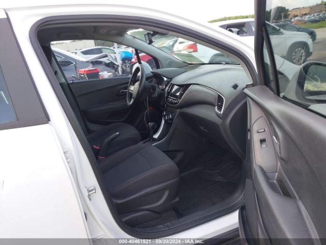3GNCJKSB2KL380380 Chevrolet TRAX LS