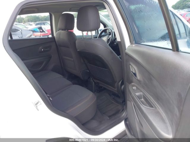 3GNCJKSB2KL380380 Chevrolet TRAX LS