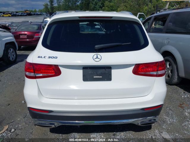 WDC0G4JB8KF613027 Mercedes-Benz GLC 300