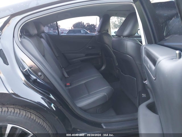 58ADA1C16PU035416 Lexus ES 300H