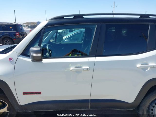 ZACNJBC12LPL61907 Jeep Renegade Trailhawk 4x4
