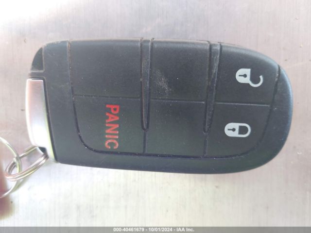 3C4PDCAB0JT382233 Dodge JOURNEY SE