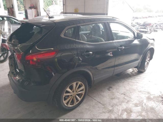 JN1BJ1CR5JW284331 Nissan Rogue Sport Sv