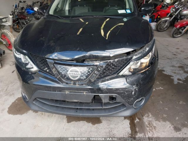 JN1BJ1CR5JW284331 Nissan Rogue Sport Sv