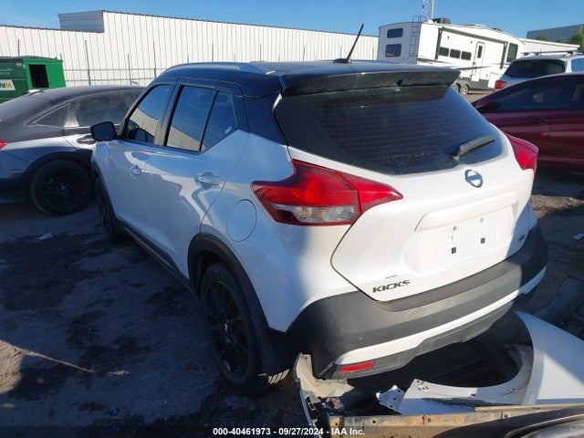 Nissan KICKS SR 2019 3N1CP5CU0KL514086 Image 3