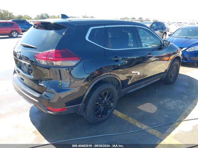 Nissan ROGUE S 2019 5N1AT2MV8KC726019 Image 4