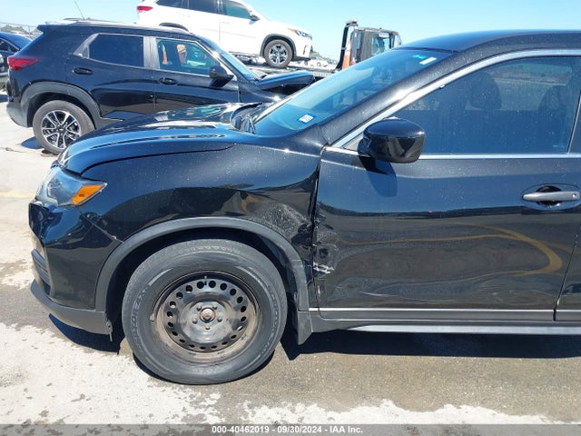 Nissan ROGUE S 2019 5N1AT2MV8KC726019 Image 6