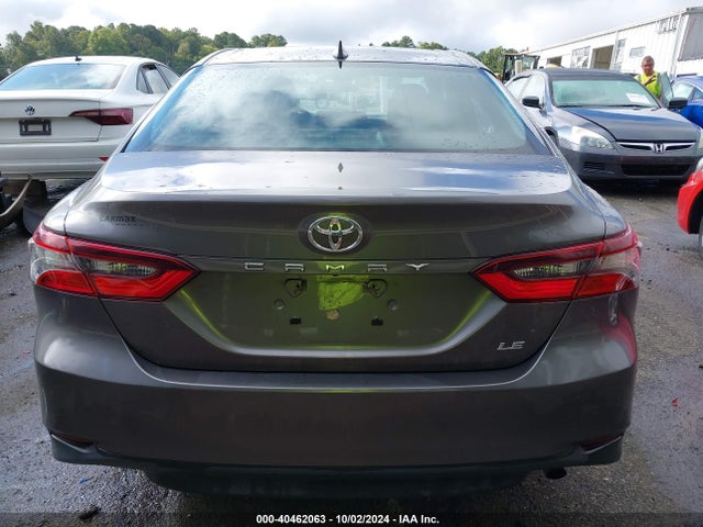 Toyota CAMRY LE 2022 4T1C11AK5NU687648 Image 16