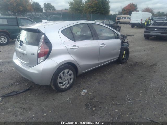 JTDKDTB32F1577721 Toyota Prius C Two