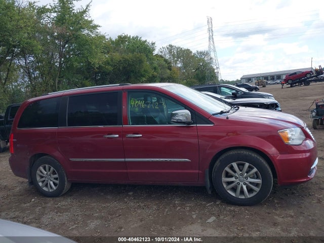 2C4RC1GG9FR539755 Chrysler Town & Country Limited Platinum