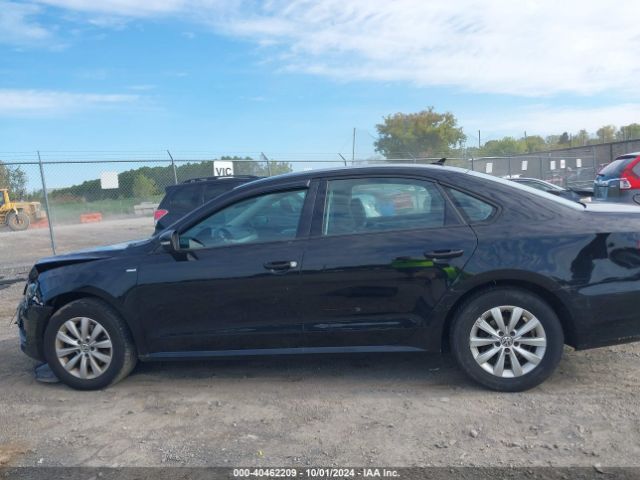 1VWAT7A36FC051455 Volkswagen Passat 1.8t Wolfsburg Edition
