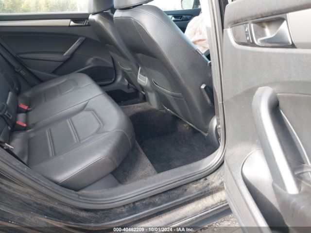 1VWAT7A36FC051455 Volkswagen Passat 1.8t Wolfsburg Edition