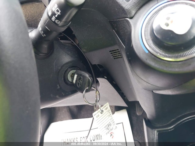 JTDKDTB37E1079495 Toyota Prius C Two