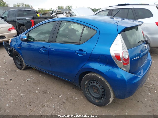 Toyota Prius C Two 2014 JTDKDTB37E1079495 Image 14