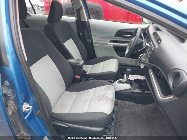 JTDKDTB37E1079495 Toyota Prius C Two