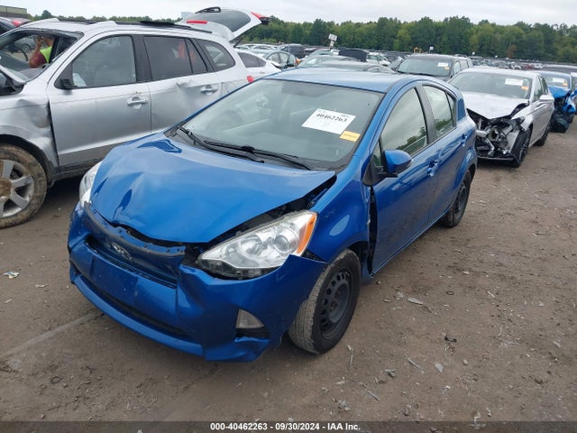 JTDKDTB37E1079495 Toyota Prius C Two