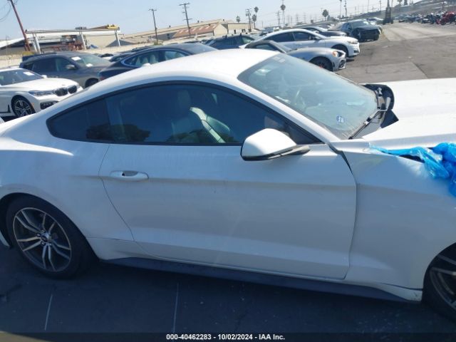 1FA6P8TH3G5256805 Ford Mustang