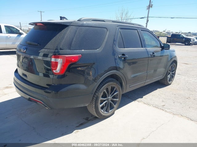 Ford EXPLORER XLT 2017 1FM5K7D88HGB70212 Image 4