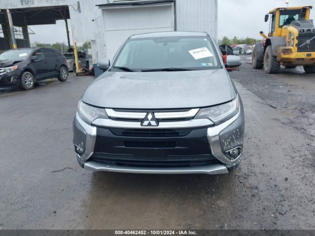 JA4AZ3A34HZ050535 Mitsubishi Outlander Se