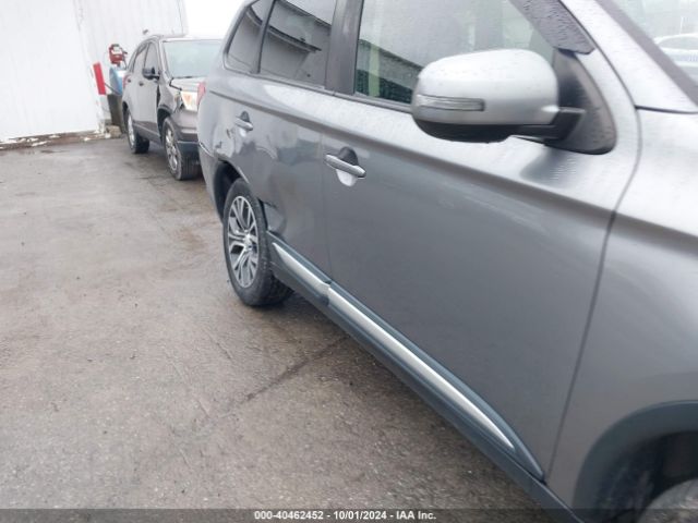 JA4AZ3A34HZ050535 Mitsubishi Outlander Se