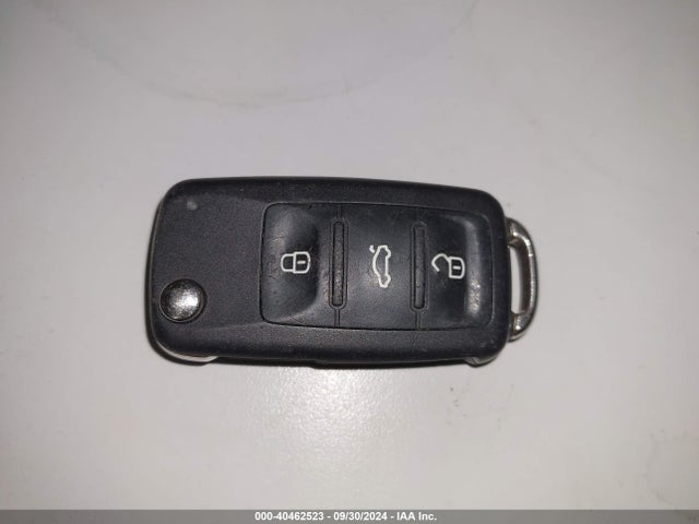 WVGBV7AX4GW507825 Volkswagen TIGUAN SE