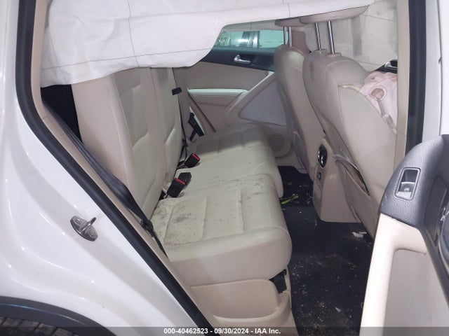 WVGBV7AX4GW507825 Volkswagen TIGUAN SE