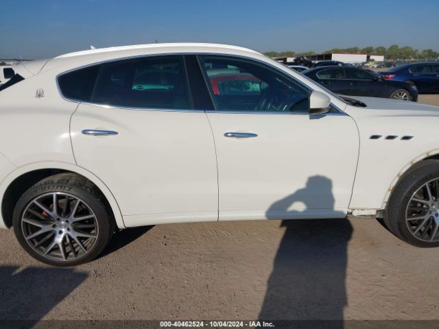 ZN661YUS2HX250410 Maserati LEVANTE S