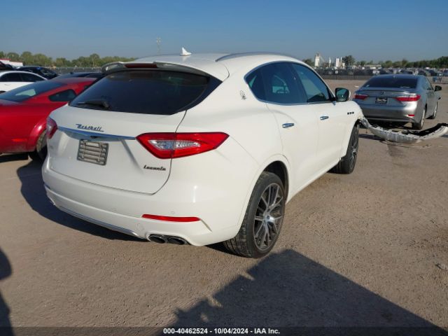 ZN661YUS2HX250410 Maserati LEVANTE S