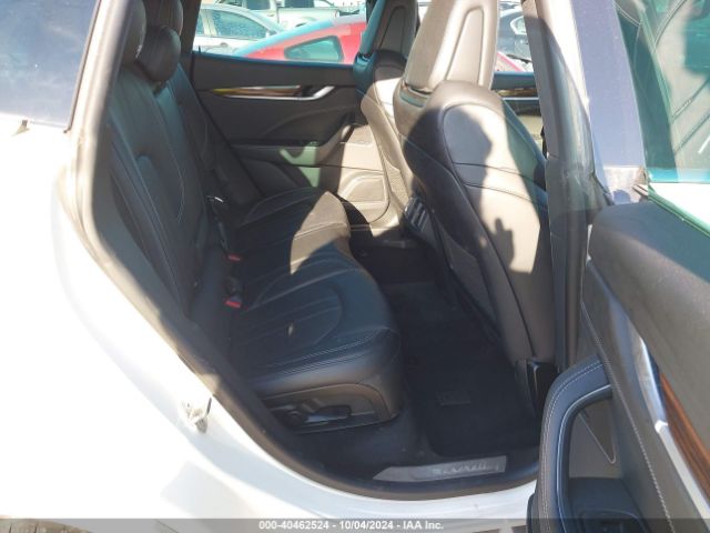 ZN661YUS2HX250410 Maserati LEVANTE S