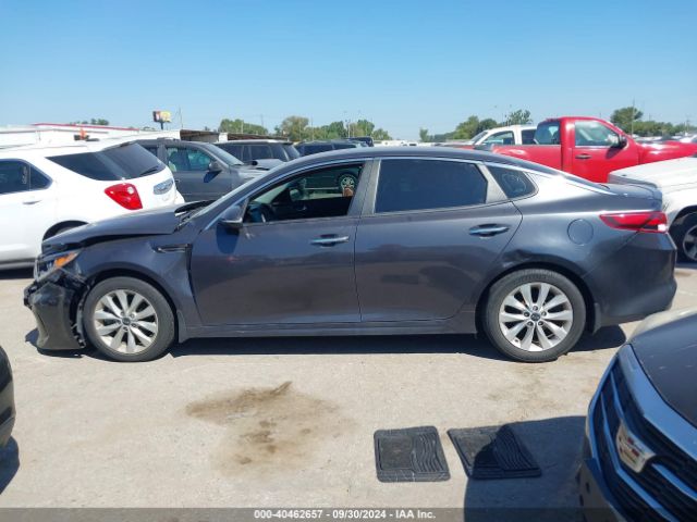 5XXGT4L39JG242269 KIA Optima S