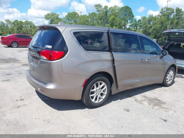 2C4RC1DGXHR537293 Chrysler Pacifica Touring