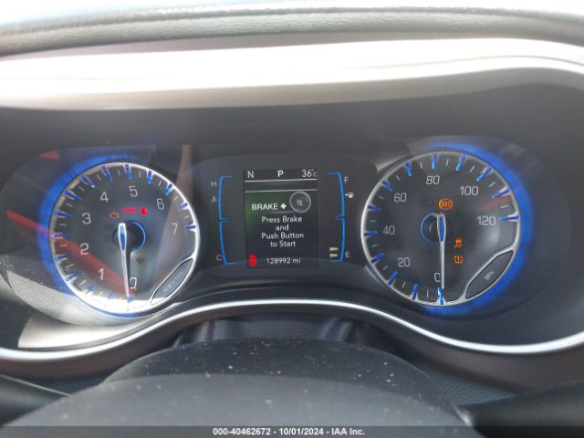 2C4RC1DGXHR537293 Chrysler Pacifica Touring