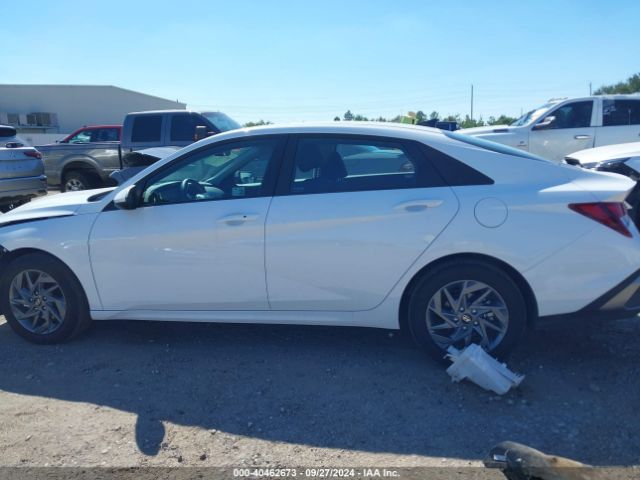 KMHLM4DG1RU769186 Hyundai ELANTRA SEL