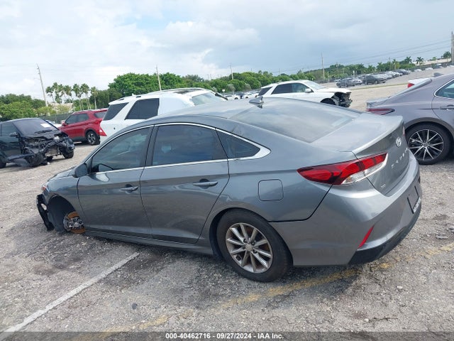Hyundai SONATA SE 2018 5NPE24AF3JH668986 Image 14