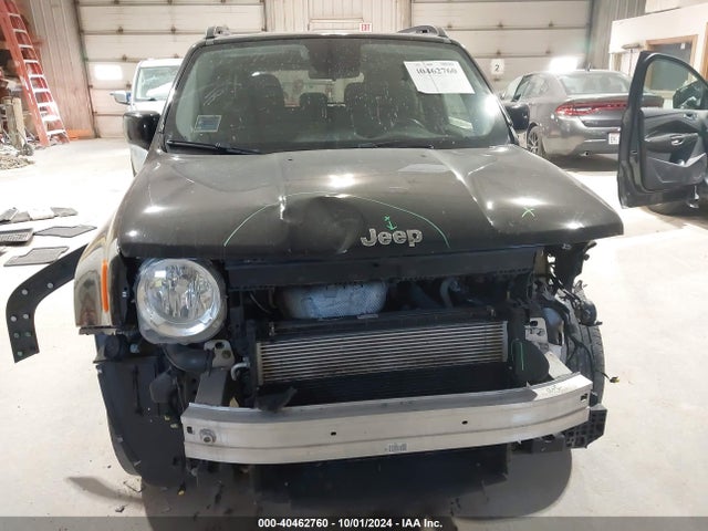 ZACCJBBBXHPF41227 Jeep Renegade Latitude 4x4