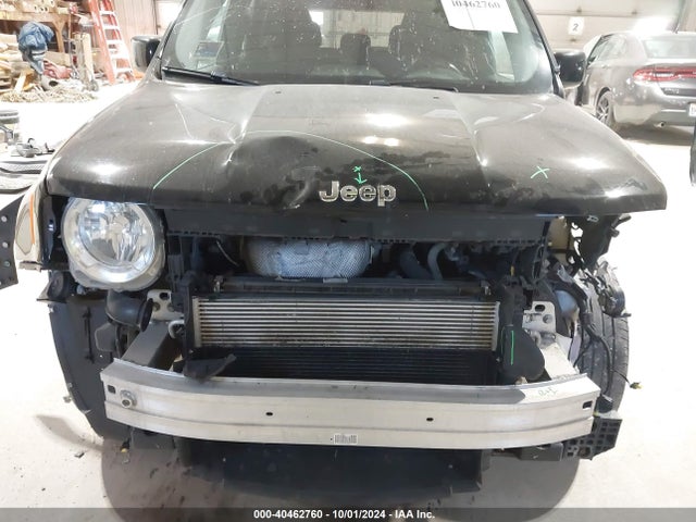 ZACCJBBBXHPF41227 Jeep Renegade Latitude 4x4